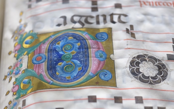 Detail of initial letter from illuminated antiphonary manuscript