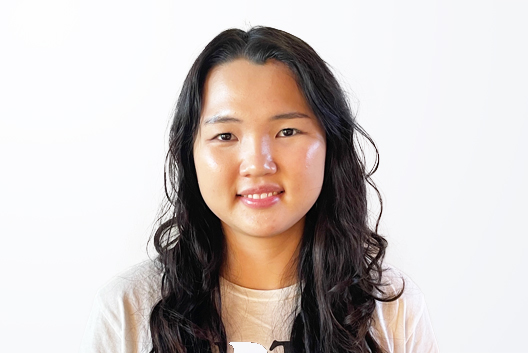 SOPHIA KIM