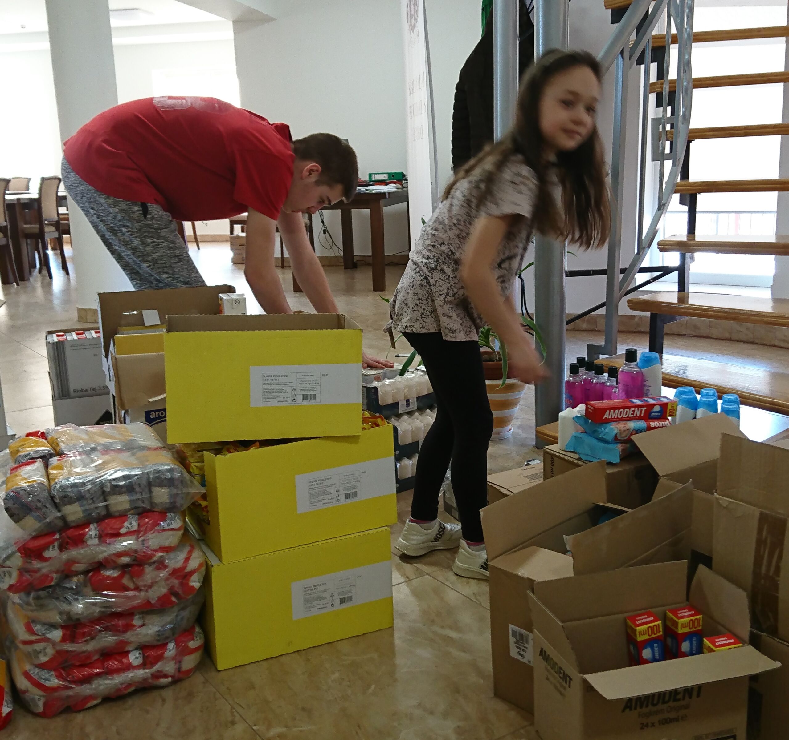Volunteers organizing donations for Ukrainian refugees